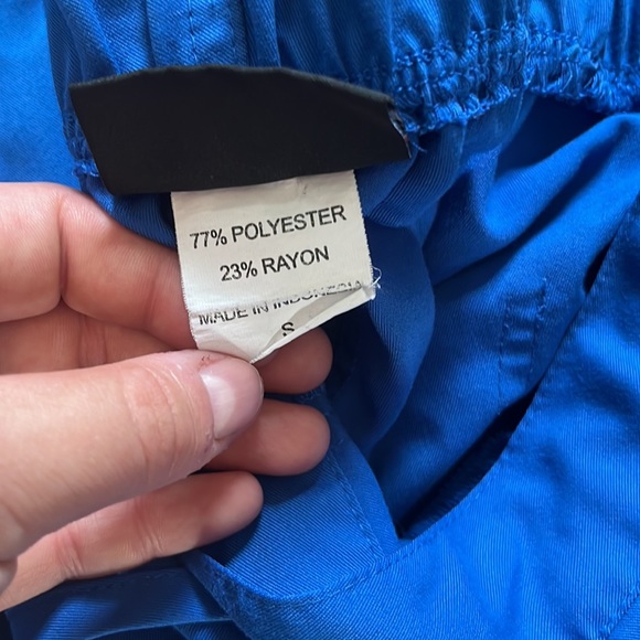 Scrub set top and bottom - Picture 5 of 7